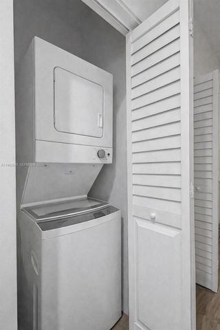 2900 SW 4th St, Miami, FL 33135