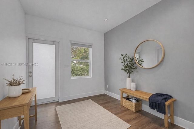 2900 SW 4th St, Miami, FL 33135