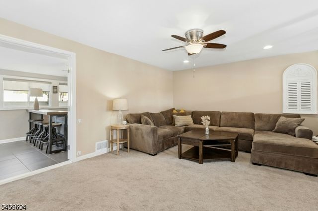 57 CLEVELAND AVENUE, Woodbridge Twp., NJ 07067