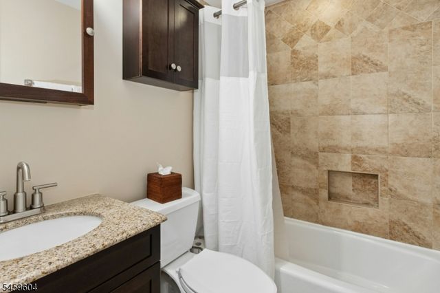 57 CLEVELAND AVENUE, Woodbridge Twp., NJ 07067