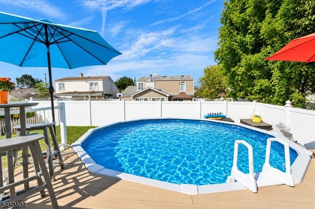 57 CLEVELAND AVENUE, Woodbridge Twp., NJ 07067