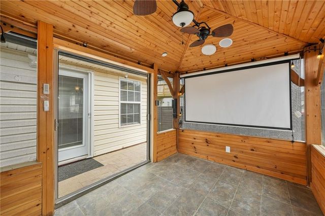 2021 Registry Drive, Hampton, GA 30228