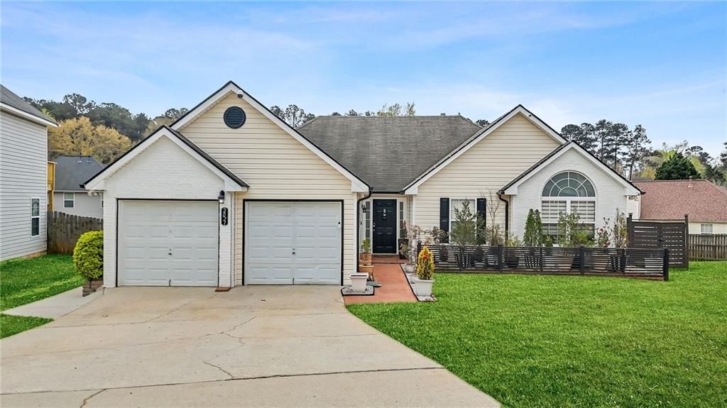 2021 Registry Drive, Hampton, GA 30228