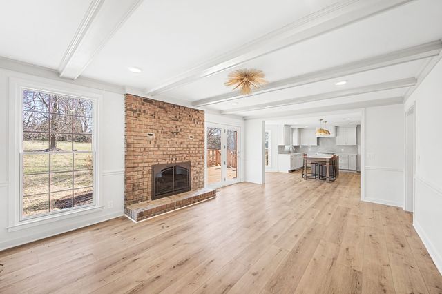 806 Steeplechase Dr, Brentwood, TN 37027