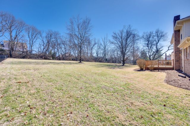 806 Steeplechase Dr, Brentwood, TN 37027