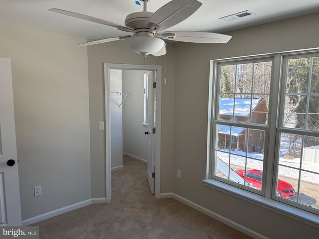 1001 PLAYWICKI ST, Langhorne, PA 19047