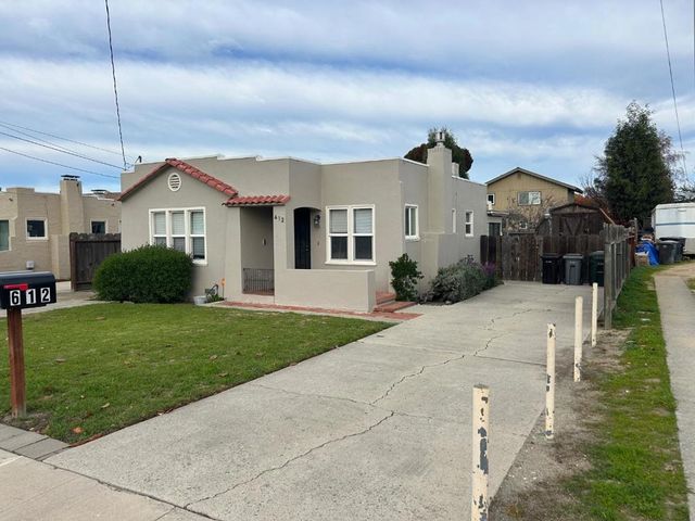 612 Central Avenue, Salinas, CA 93901