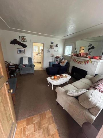 612 Central Avenue, Salinas, CA 93901