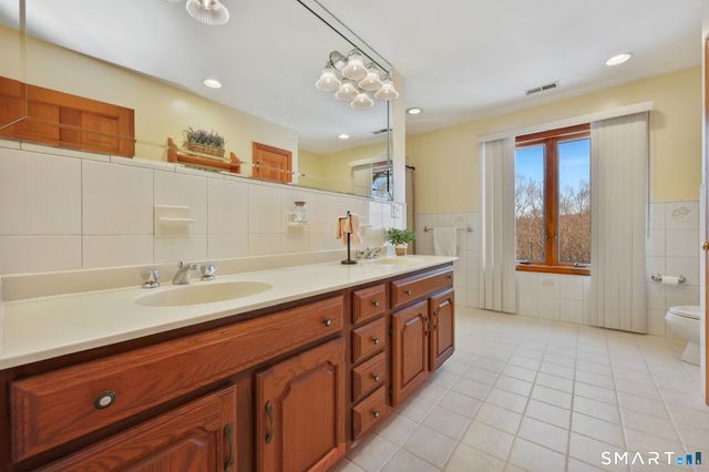 41 Ridge Line Road, Easton, CT 06612