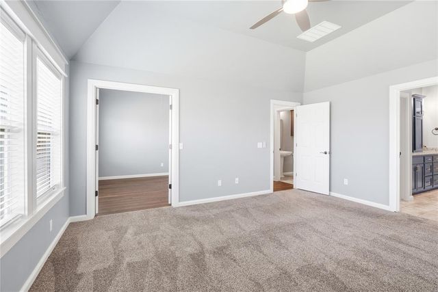 300 Bray Lane, Yukon, OK 73099