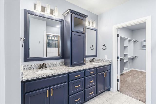 300 Bray Lane, Yukon, OK 73099