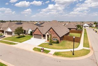 300 Bray Lane, Yukon, OK 73099