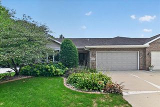5707 Osborn Drive, Mcfarland, WI 53558