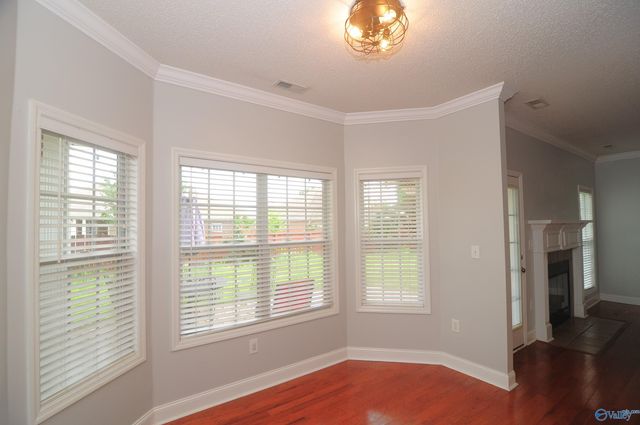 5016 Liberty Park Circle, Owens Cross Roads, AL 35763