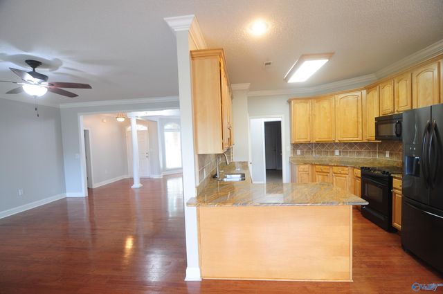 5016 Liberty Park Circle, Owens Cross Roads, AL 35763