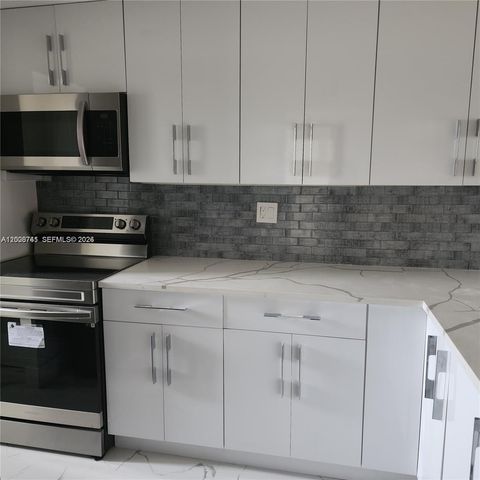 8010 N Colony Cir N 107, Tamarac, FL 33321