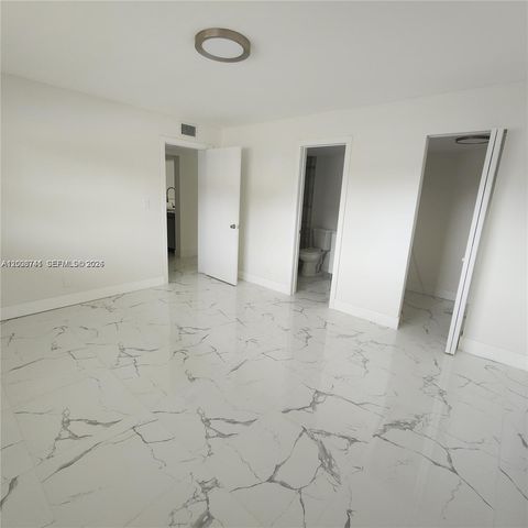 8010 N Colony Cir N 107, Tamarac, FL 33321