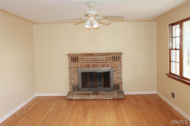 1240 N Main, St Clair, MO 63077