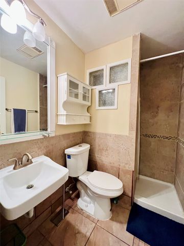 6301 Hunters Glen Drive, Watauga, TX 76148