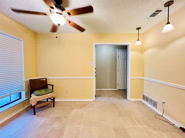 6301 Hunters Glen Drive, Watauga, TX 76148