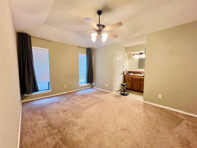 6301 Hunters Glen Drive, Watauga, TX 76148