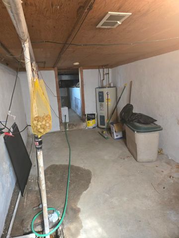 14134 N Holly Road, Holly, MI 48442