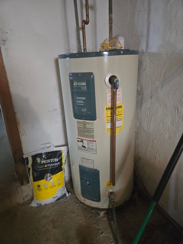 14134 N Holly Road, Holly, MI 48442