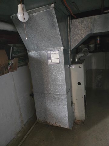 14134 N Holly Road, Holly, MI 48442