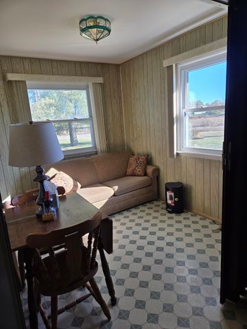 14134 N Holly Road, Holly, MI 48442