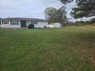 14134 N Holly Road, Holly, MI 48442