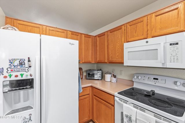 2081 W Cholla Vista Drive, Tucson, AZ 85704