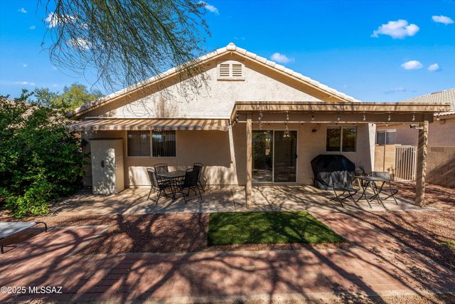 2081 W Cholla Vista Drive, Tucson, AZ 85704