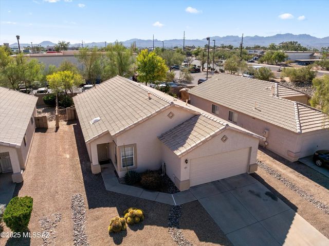 2081 W Cholla Vista Drive, Tucson, AZ 85704