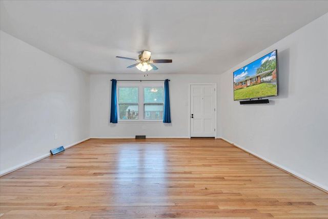 3740 Salem, Roanoke, VA 24017