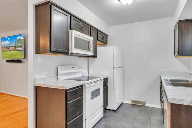 3740 Salem, Roanoke, VA 24017