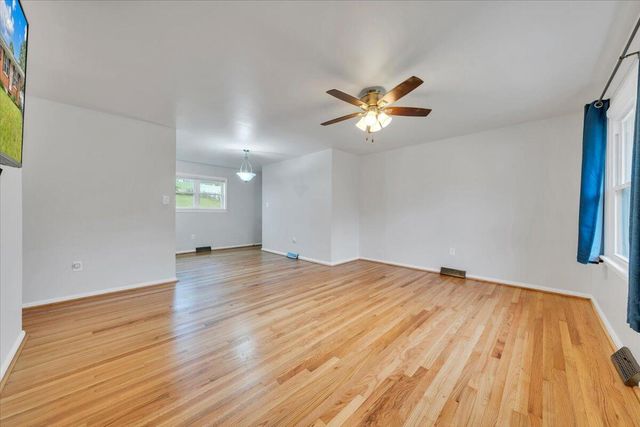 3740 Salem, Roanoke, VA 24017