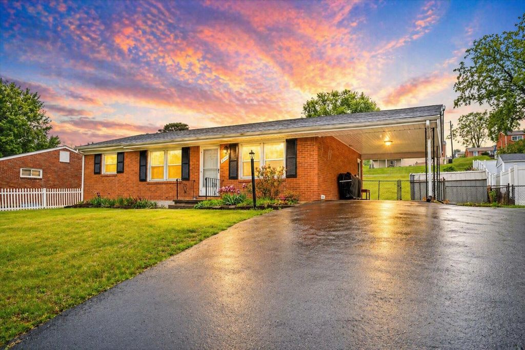 3740 Salem, Roanoke, VA 24017