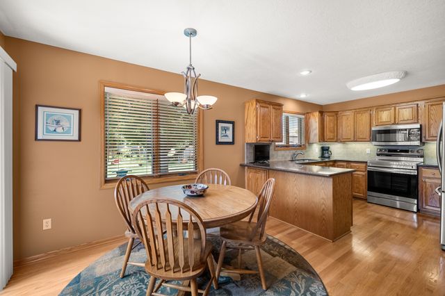 1406 NW Parkridge Place, Ankeny, IA 50023