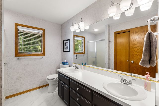1406 NW Parkridge Place, Ankeny, IA 50023
