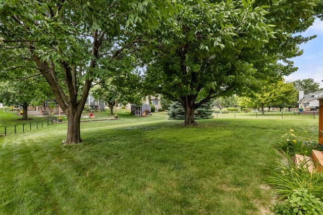 1406 NW Parkridge Place, Ankeny, IA 50023