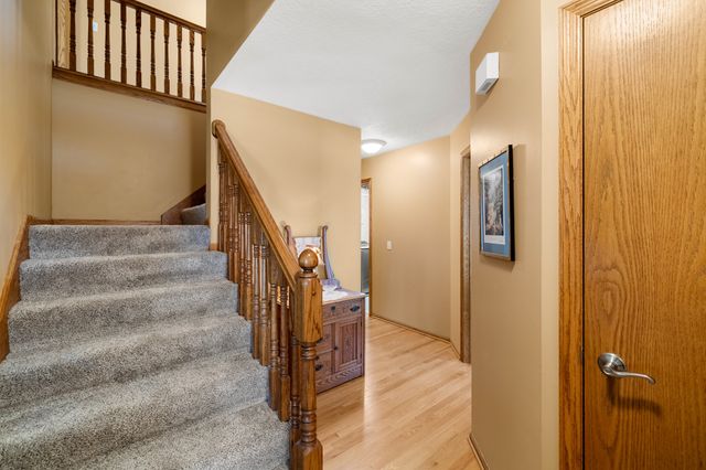 1406 NW Parkridge Place, Ankeny, IA 50023