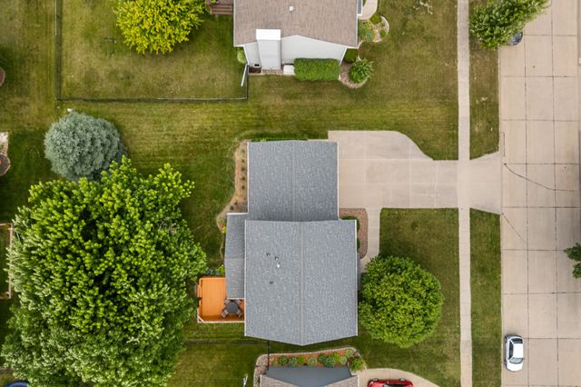 1406 NW Parkridge Place, Ankeny, IA 50023
