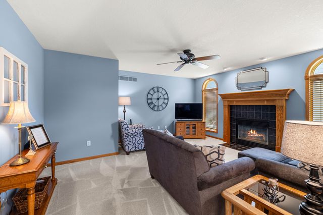 1406 NW Parkridge Place, Ankeny, IA 50023
