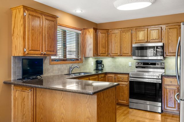 1406 NW Parkridge Place, Ankeny, IA 50023