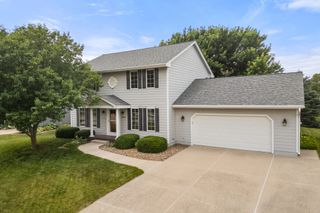 1406 NW Parkridge Place, Ankeny, IA 50023