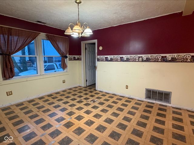 608 Berryman Pike, Tipton, IN 46072