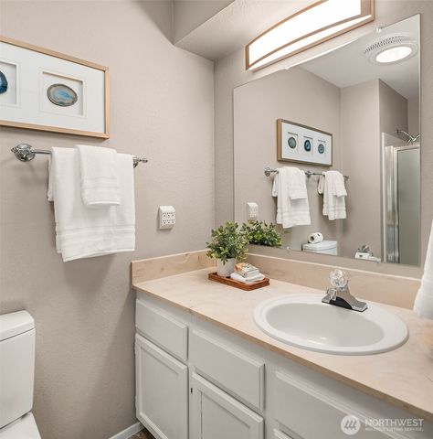 23023 39th Avenue W, Brier, WA 98036