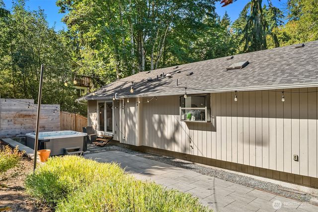 23023 39th Avenue W, Brier, WA 98036