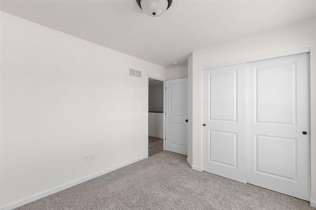 368 Winding Bluffs Court, Fenton, MO 63026