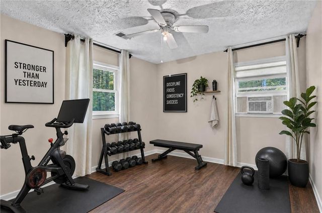757 S Hileah Court, Lithonia, GA 30058
